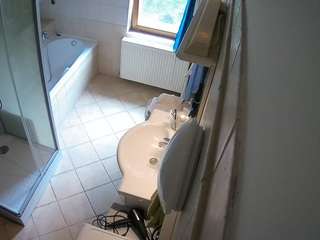 Julmodels Bathroom 2nd Floor-2